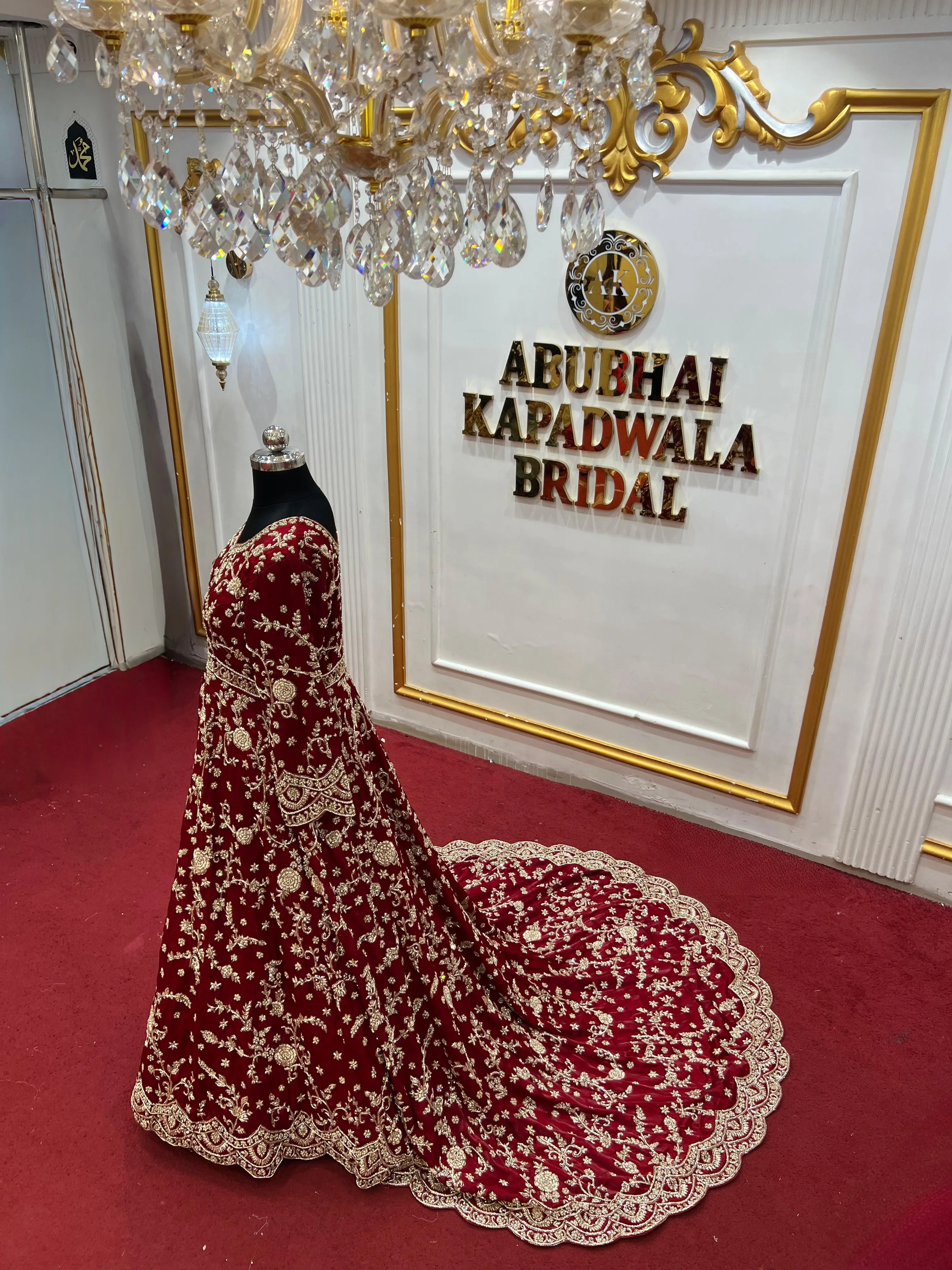 Noor-E-Zardosi Luxury Bridal Gown